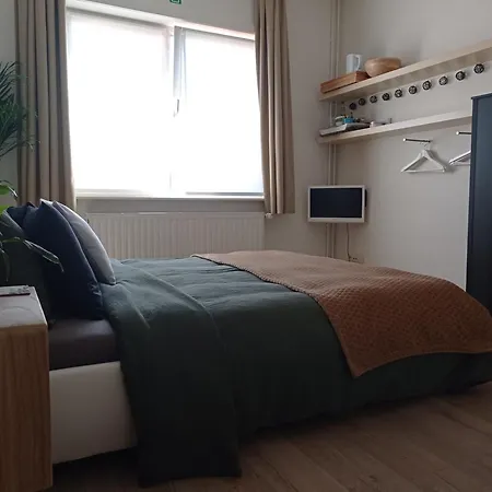 Emma Bed and Breakfast 2*